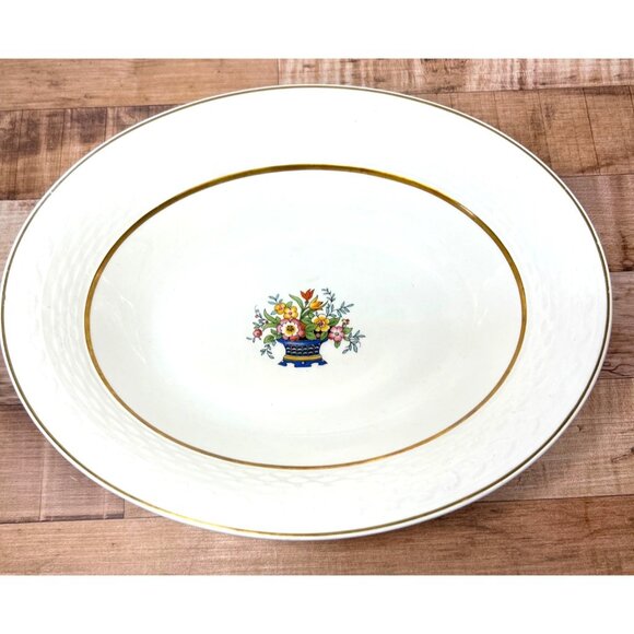 Carlton Shape England WM Grindley & Co. ~The Bristol 10” Oval Vegetable Bowl - Picture 1 of 4